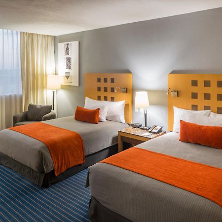 Real Inn Nuevo Laredo Exteriör bild