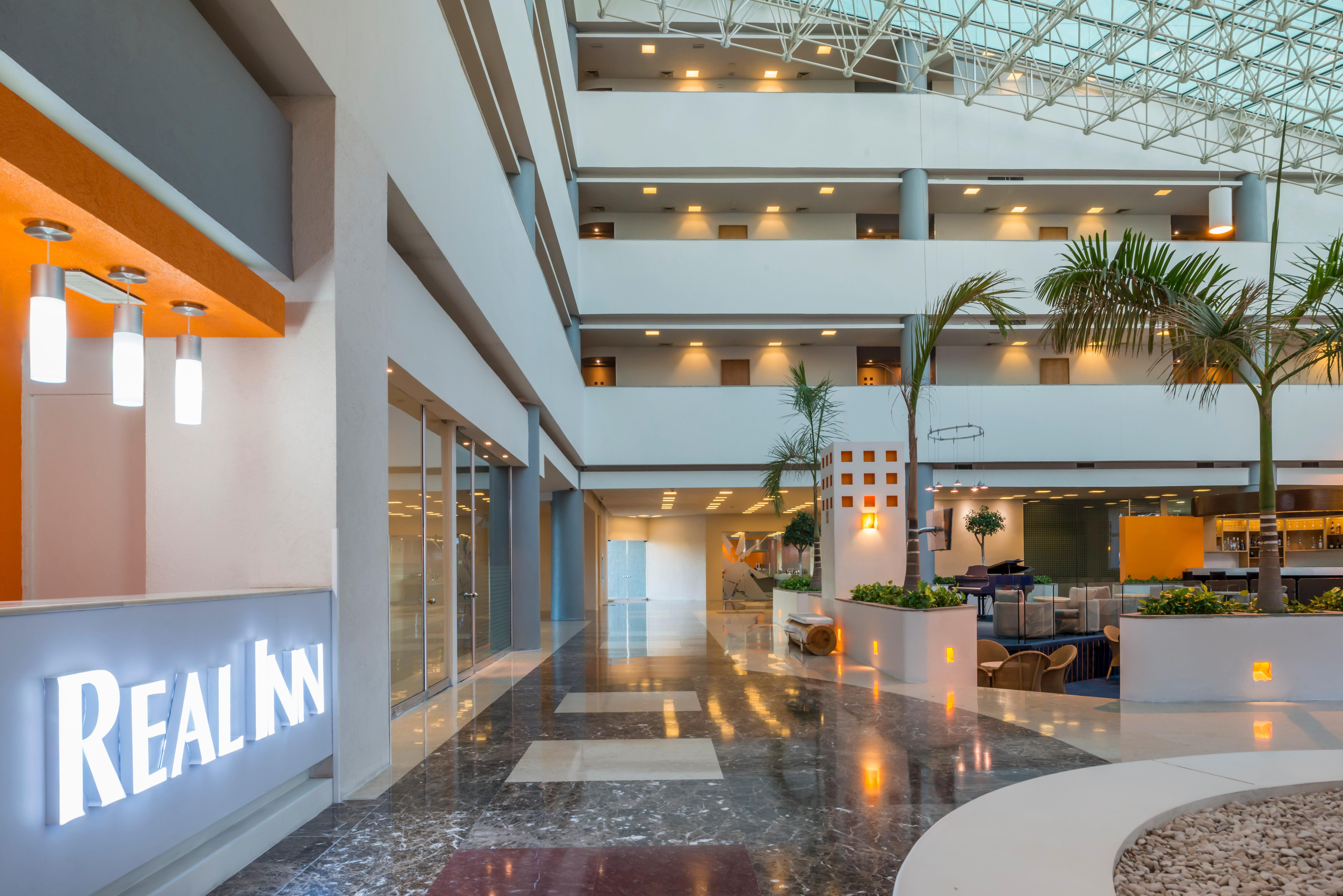 Real Inn Nuevo Laredo Exteriör bild