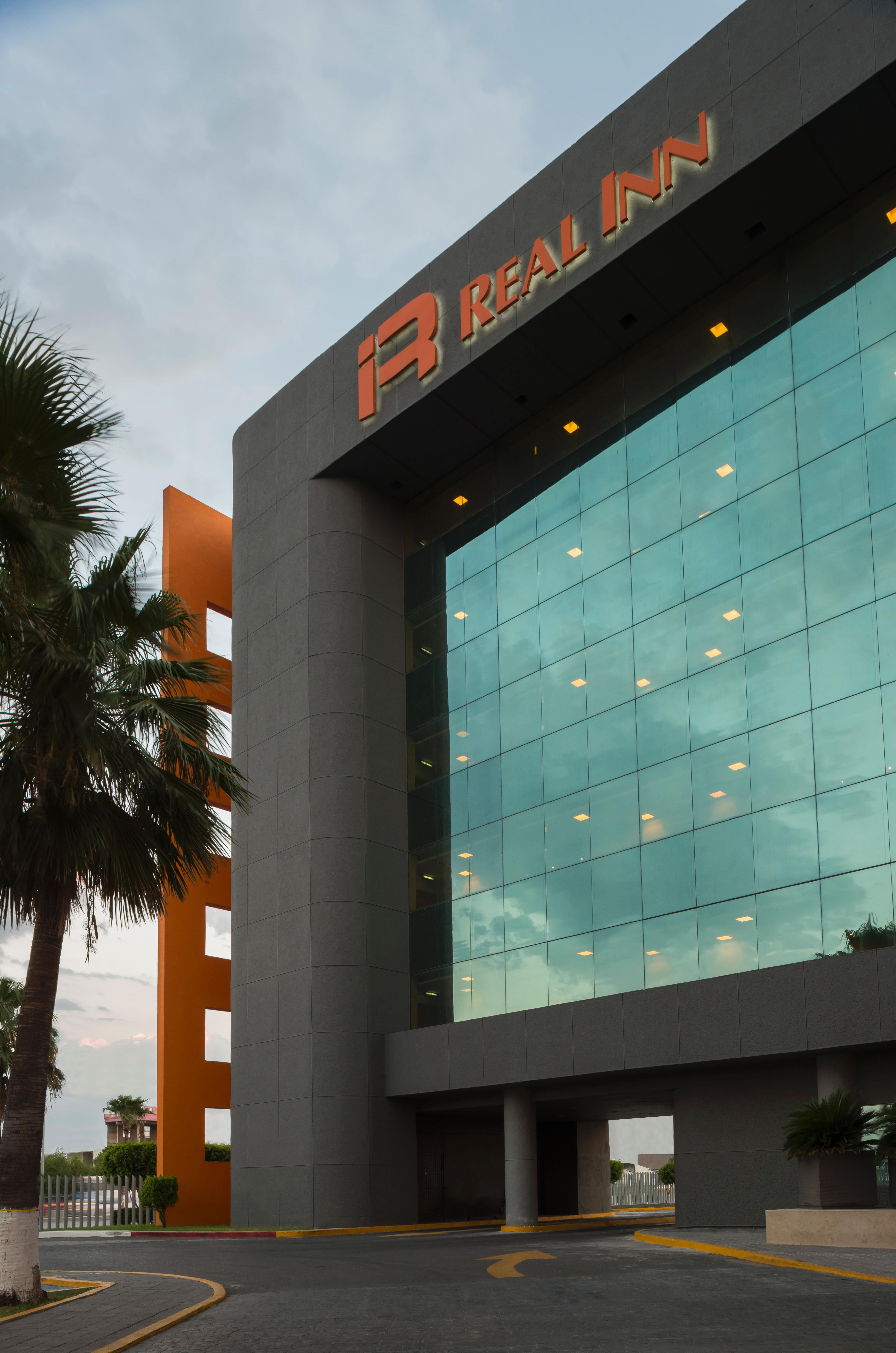 Real Inn Nuevo Laredo Exteriör bild